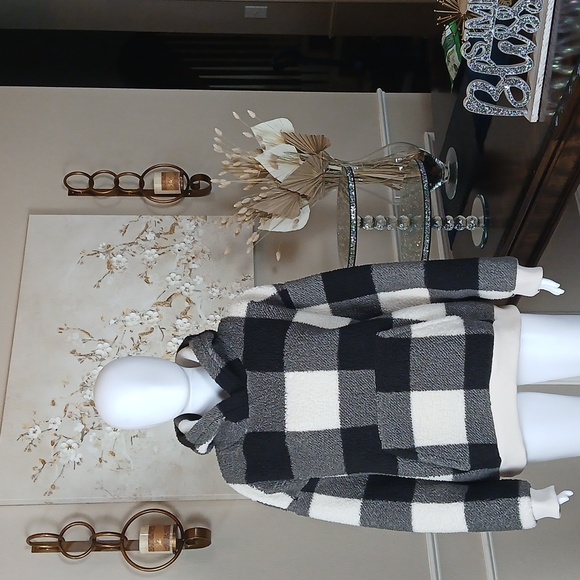 American Eagle Women's Plaid Fleece Sherpa Oversize Hoodie Sweater. Size M - Picture 14 of 17